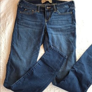 Hollister skinny jeans